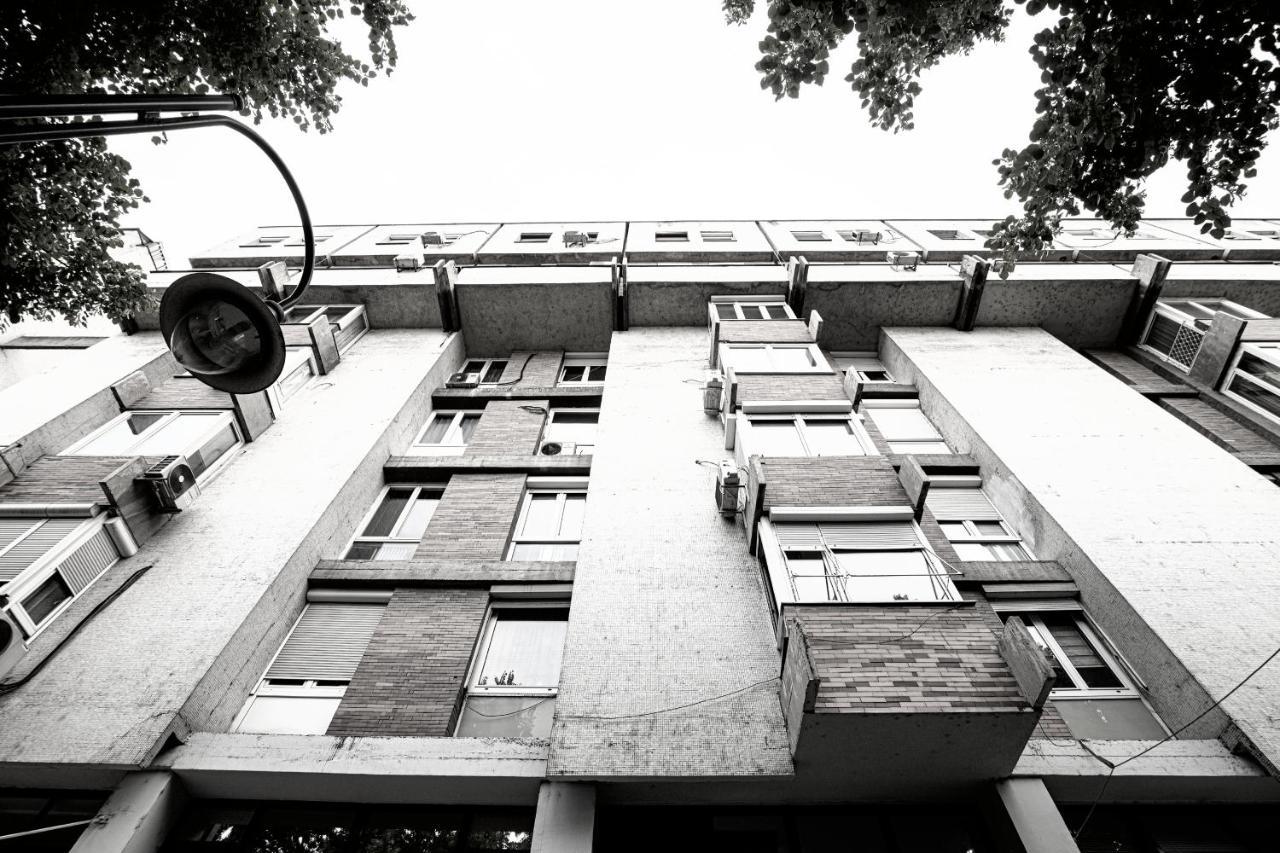 5 Star Central Studio Skopje Exteriör bild